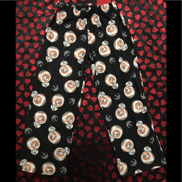 Star Wars Women’s Comfy pants go to pictures for description - Picture 7 of 9